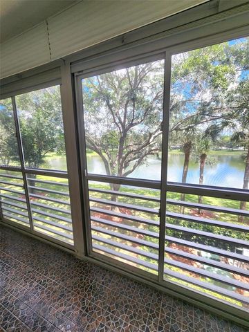 2304 Lucaya Ln G3, Coconut Creek, FL 33066