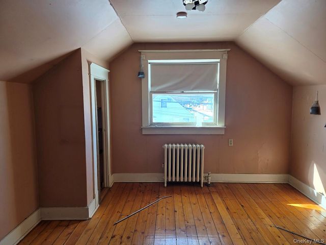 5 Milton Street, Hicksville, NY 11801