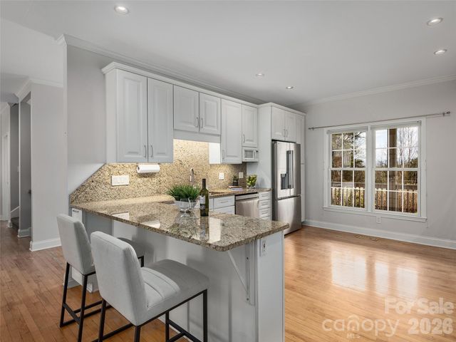 101 Skyview Drive, Asheville, NC 28804