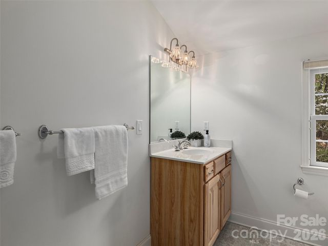 101 Skyview Drive, Asheville, NC 28804