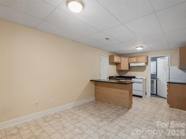 101 Skyview Drive, Asheville, NC 28804