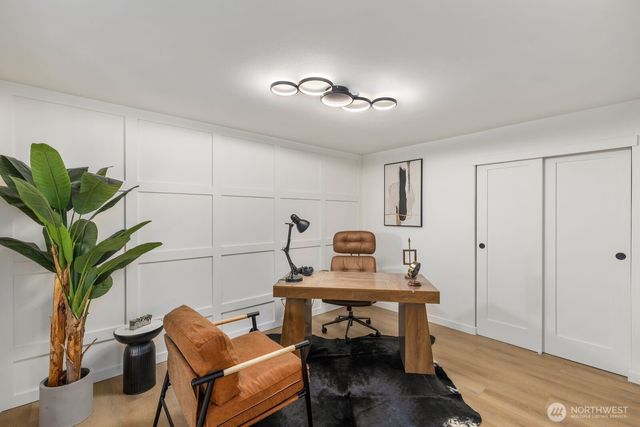 14824 119th Ave NE, Kirkland, WA 98034