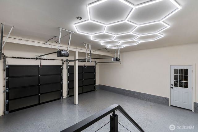 14824 119th Ave NE, Kirkland, WA 98034