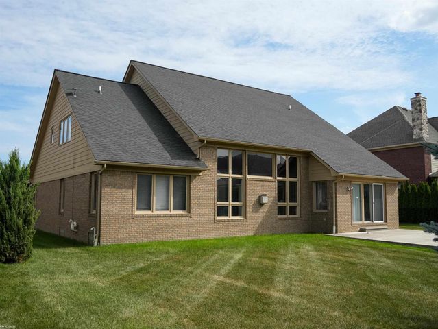 49571 Compass Point Drive, Chesterfield Twp, MI 48047