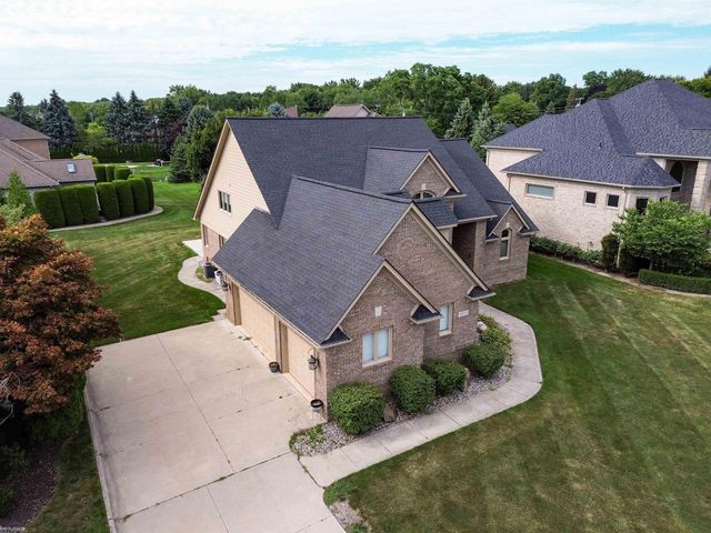 49571 Compass Point Drive, Chesterfield Twp, MI 48047
