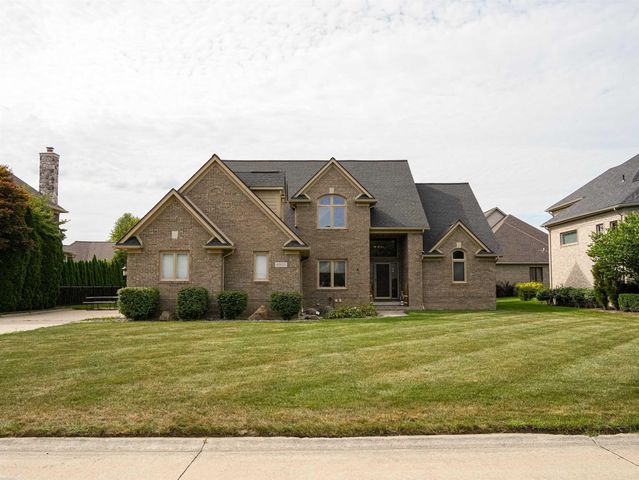 49571 Compass Point Drive, Chesterfield Twp, MI 48047