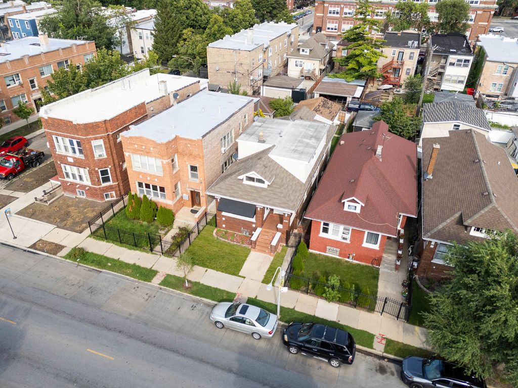 6207 S California Avenue, Chicago, IL 60629 — photo 3