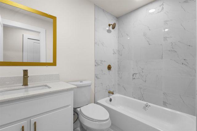 1507 E Waco Avenue, Dallas, TX 75216