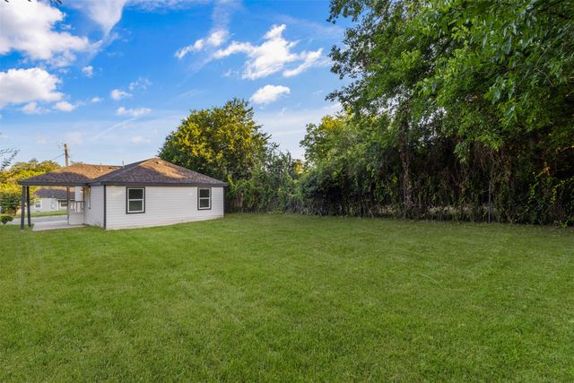 1507 E Waco Avenue, Dallas, TX 75216