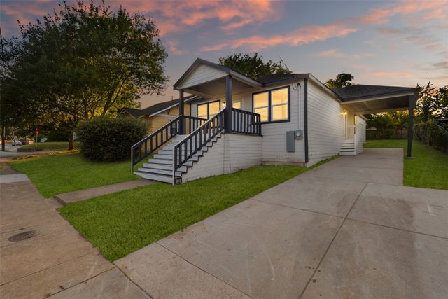 1507 E Waco Avenue, Dallas, TX 75216