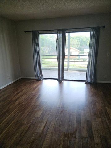 5981 Via Vermilya 203, Lake Worth, FL 33462