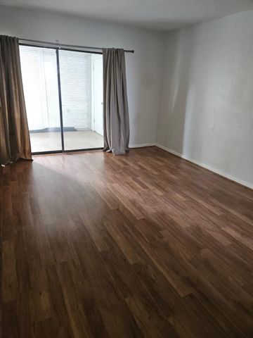 5981 Via Vermilya 203, Lake Worth, FL 33462