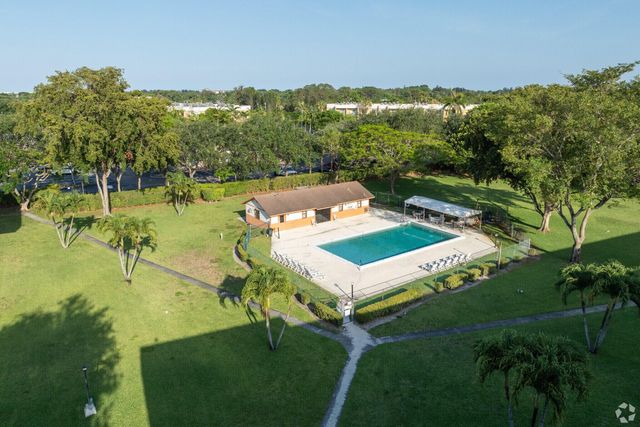 5981 Via Vermilya 203, Lake Worth, FL 33462