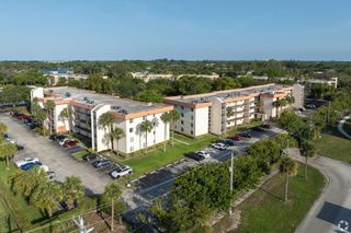 5981 Via Vermilya 203, Lake Worth, FL 33462