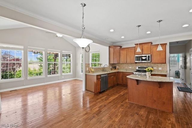 34592 Braemore Drive, North Ridgeville, OH 44039