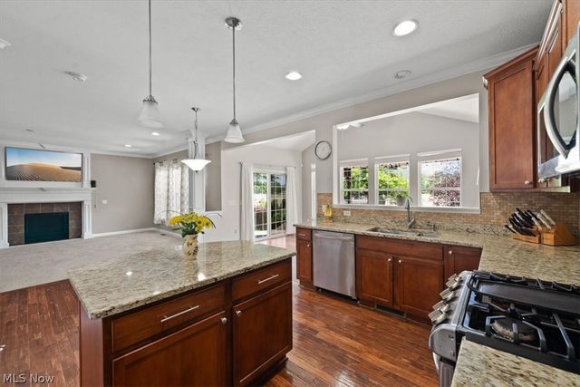 34592 Braemore Drive, North Ridgeville, OH 44039