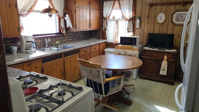 800 11TH AVENUE, Green Bay, WI 54304