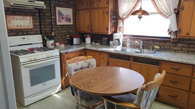 800 11TH AVENUE, Green Bay, WI 54304