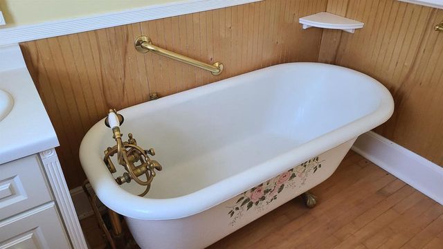 800 11TH AVENUE, Green Bay, WI 54304
