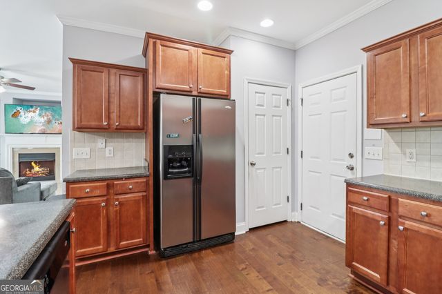 1923 Thomas Pointe Trace, Lawrenceville, GA 30043