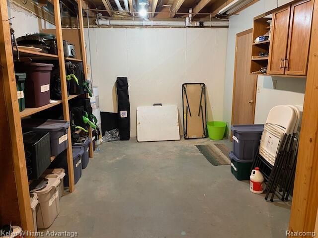 245 Lyn Brook Drive, Coldwater, MI 49036