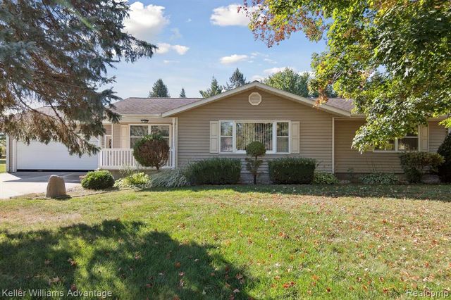 245 Lyn Brook Drive, Coldwater, MI 49036