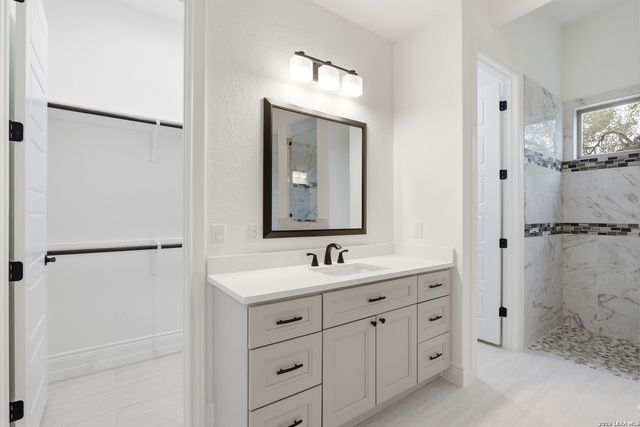 412 Havasu, Spring Branch, TX 78070