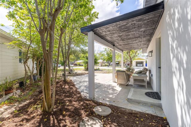 1201 SHERMAN AVENUE, Tavares, FL 32778