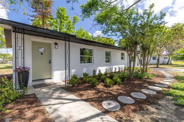 1201 SHERMAN AVENUE, Tavares, FL 32778