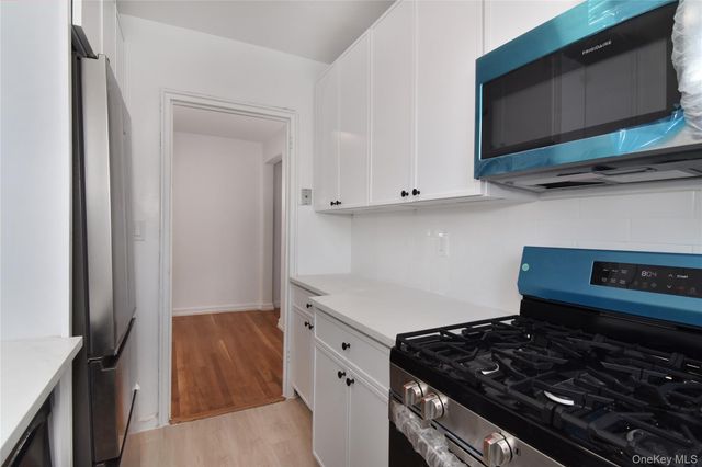 1549 Central Park Avenue G-11, Yonkers, NY 10710