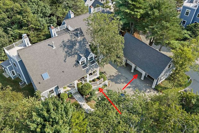 2 Rivers Edge Rd 2, Hull, MA 02045