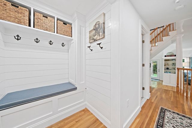 2 Rivers Edge Rd 2, Hull, MA 02045