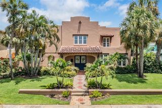 125 13TH AVENUE N, St Petersburg, FL 33701