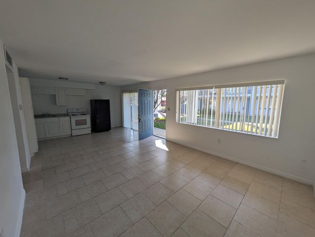 140 Minna Lane 102, Merritt Island, FL 32953