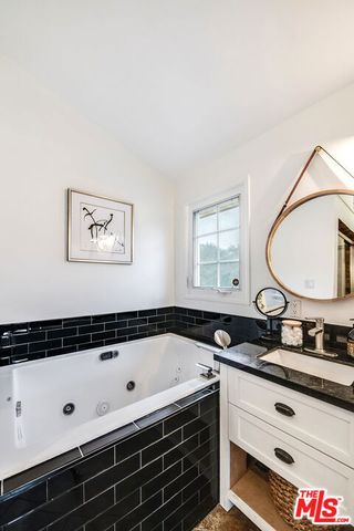 4665 San Feliciano Drive, Woodland Hills, CA 91364