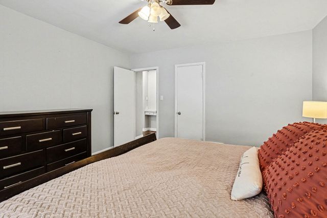 340 4th Avenue, Holland, MI 49424