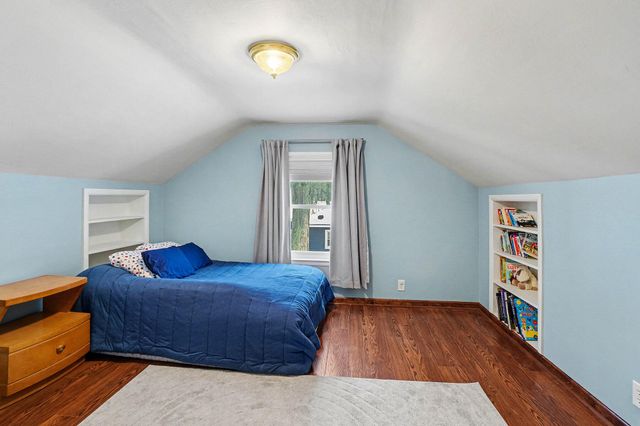 340 4th Avenue, Holland, MI 49424