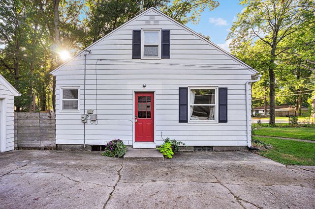 340 4th Avenue, Holland, MI 49424