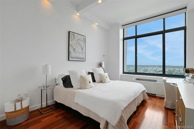10 City Place 31F, White Plains, NY 10601