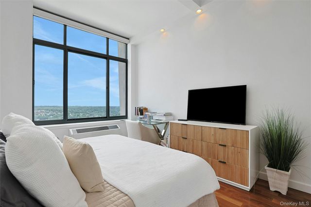 10 City Place 31F, White Plains, NY 10601