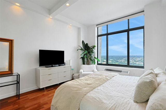 10 City Place 31F, White Plains, NY 10601