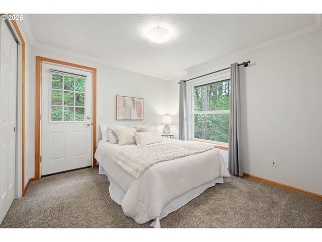 5165 Nectar Way, Eugene, OR 97405