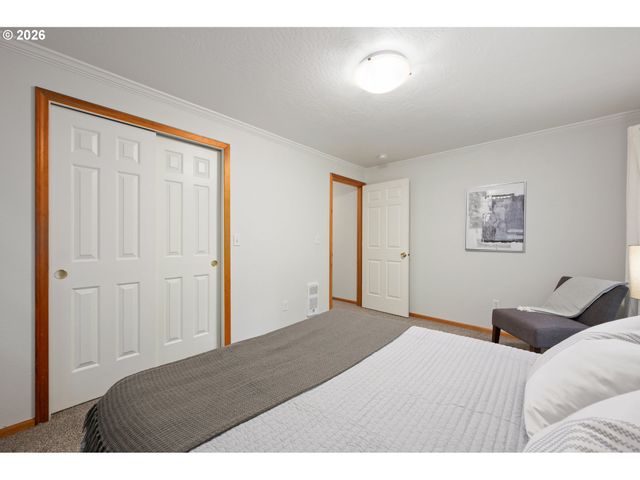 5165 Nectar Way, Eugene, OR 97405