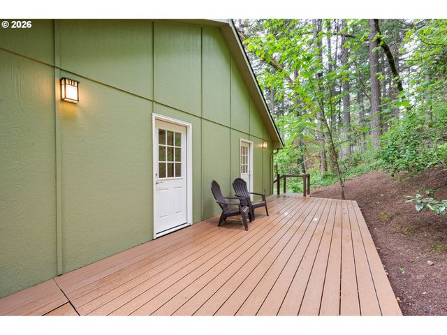 5165 Nectar Way, Eugene, OR 97405