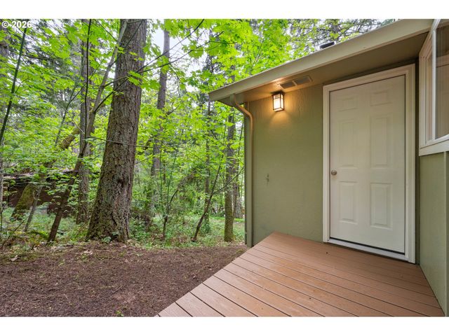 5165 Nectar Way, Eugene, OR 97405