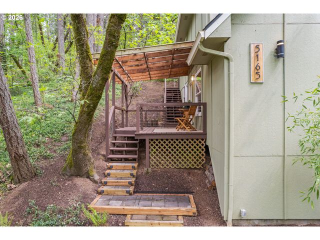 5165 Nectar Way, Eugene, OR 97405