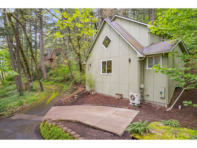 5165 Nectar Way, Eugene, OR 97405