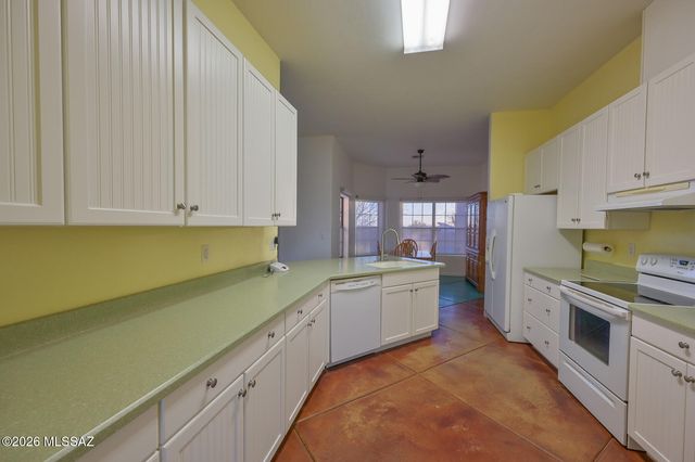 819 N Calle Princesa, Vail, AZ 85641