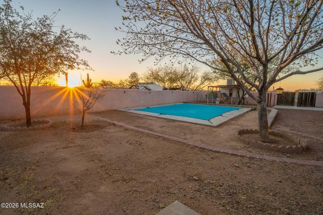 819 N Calle Princesa, Vail, AZ 85641