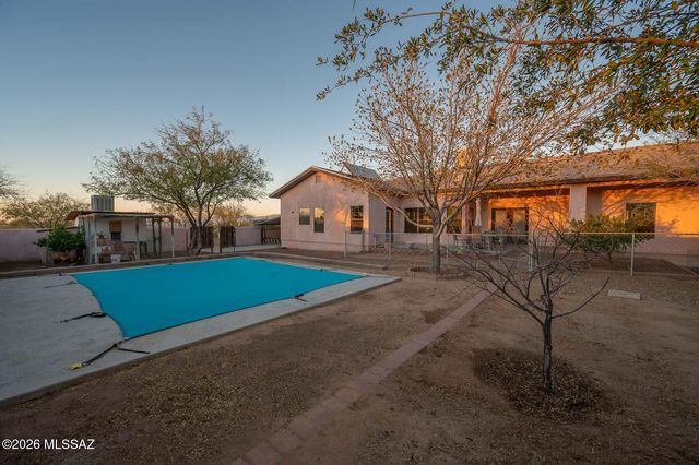 819 N Calle Princesa, Vail, AZ 85641